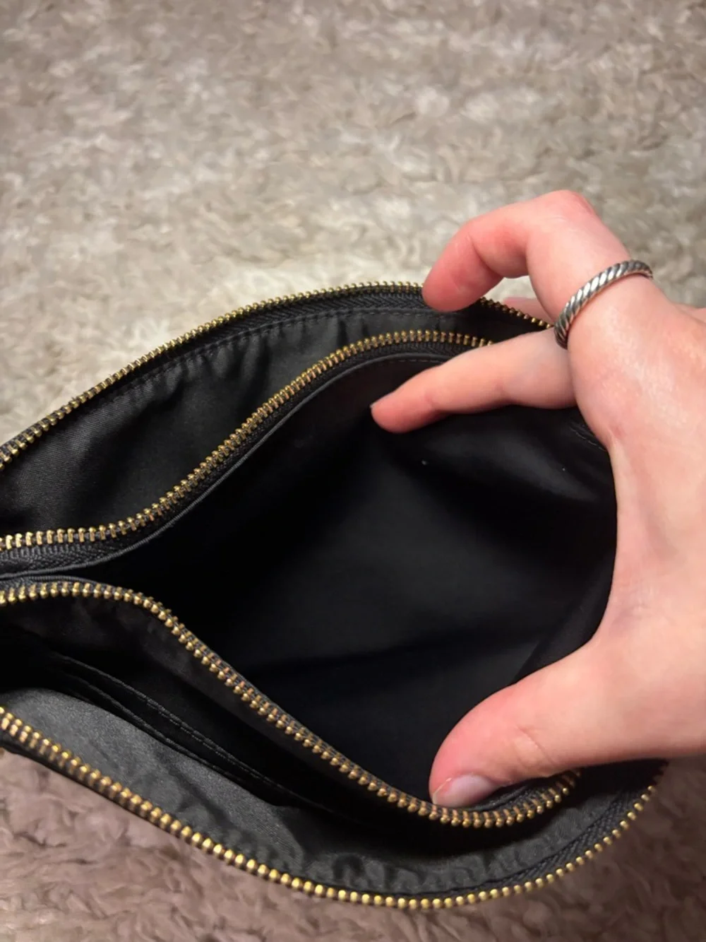 Lululemon now and always pouch - Picture 9 of 10